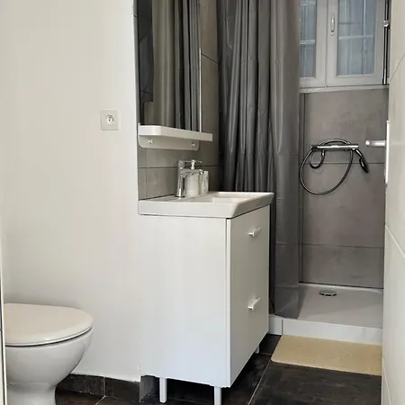 Meli * Villeneuve-Sur-Bellot