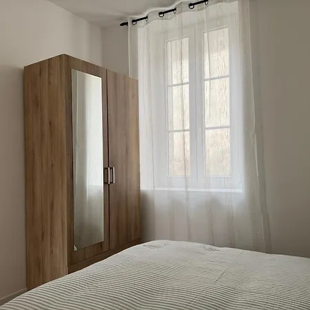 Meli Apartment *